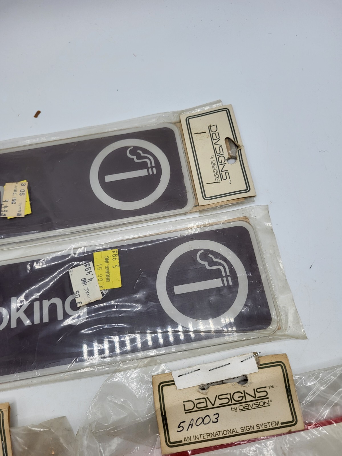 Lot of 4 Vintage No Smoking Signs Plastic NOS Davsigns Davson Retro Warning