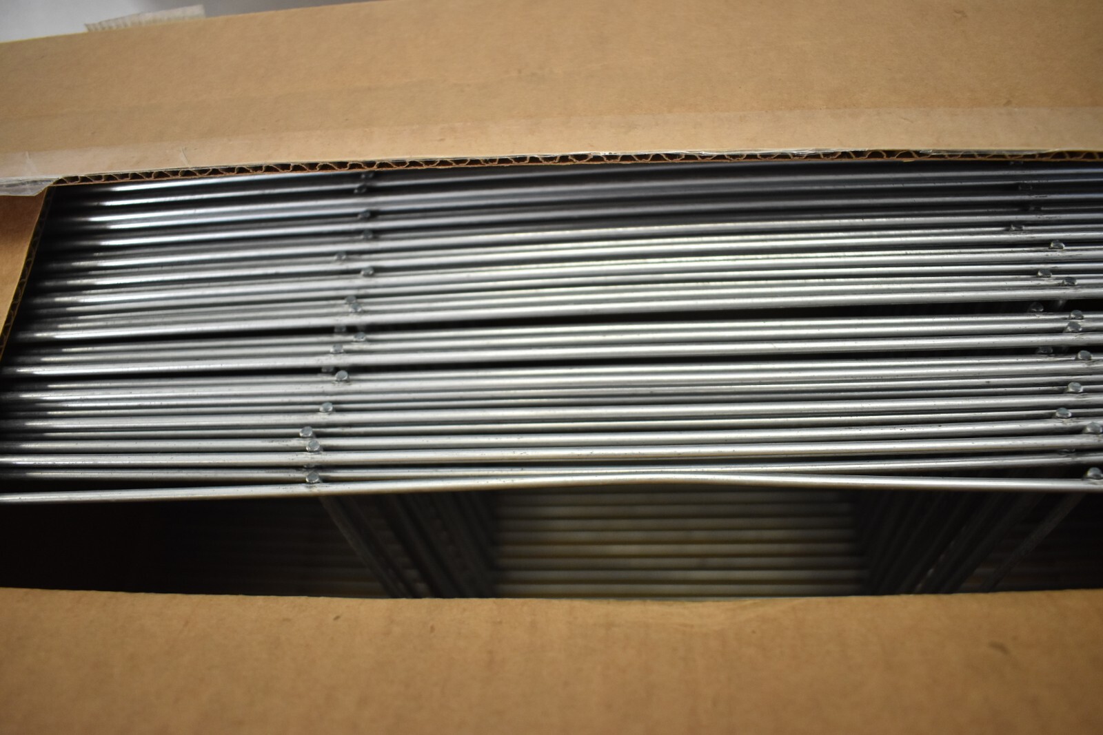 50 Pack Step Frames Double H Wired 10&Prime; x 24&Prime; 9 Gauge Galvanized Steel Sign Stake
