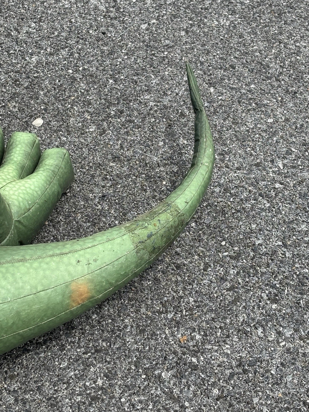 Inflatable Geico Gecko Advertising Approx 8 Feet Tall With Blower