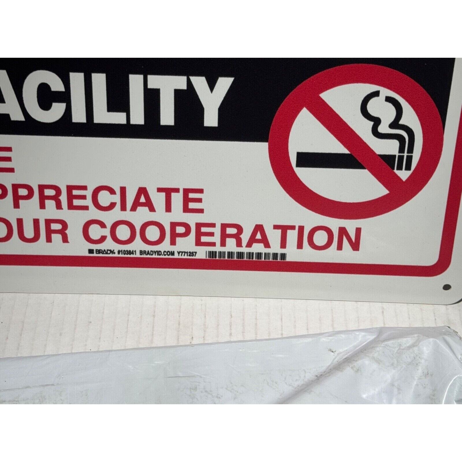Brady 103841 Plastic, 10&Prime; X 14&Prime; Legend « This Is A Smoke-Free Facility 12PK