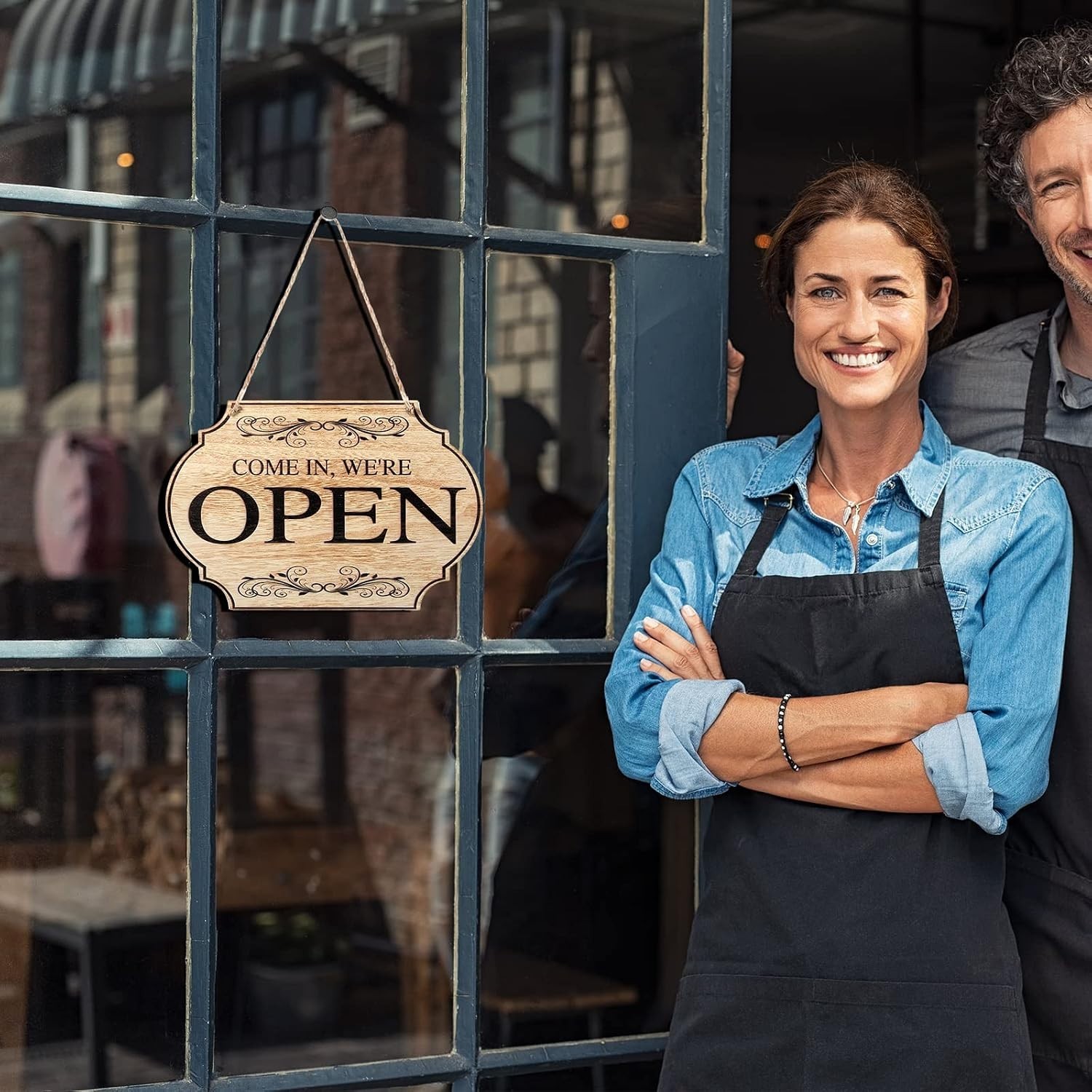 Wooden Waterproof Open Closed Sign, 11.8×7.9 – Versatile Outdoor/Indoor Use