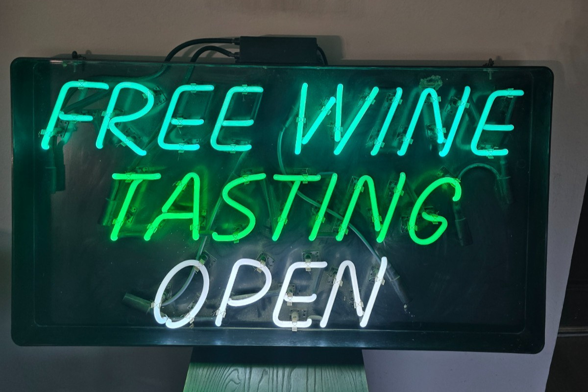Neonex Millennium Me-120 Series, Free Wine Tasting Open Sign, TESTED, #006