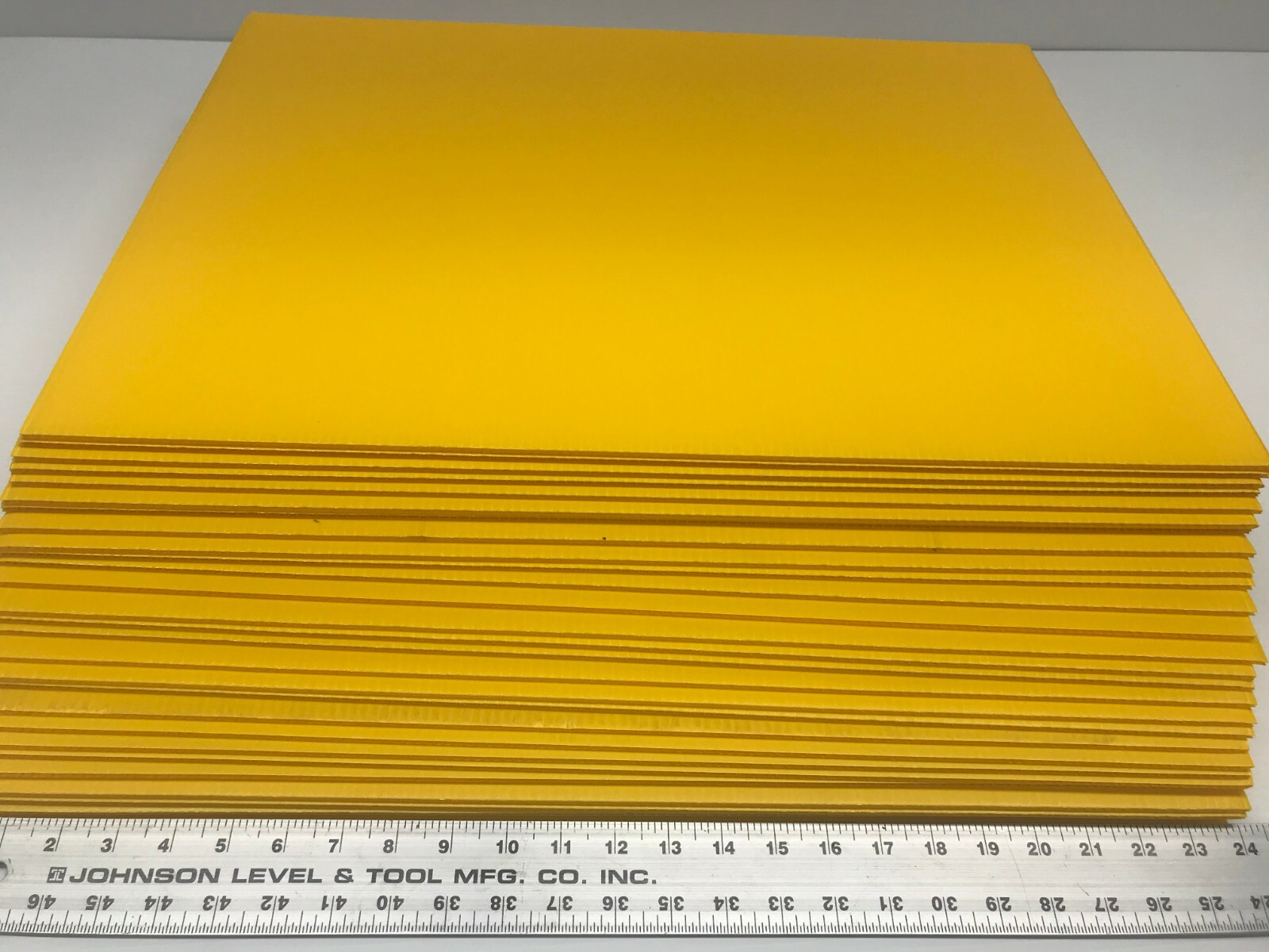 100 Signs Board 24&Prime;x18&Prime; x4 mm Corrugated Plastic, Pack of 100 Pieces Blank Signs