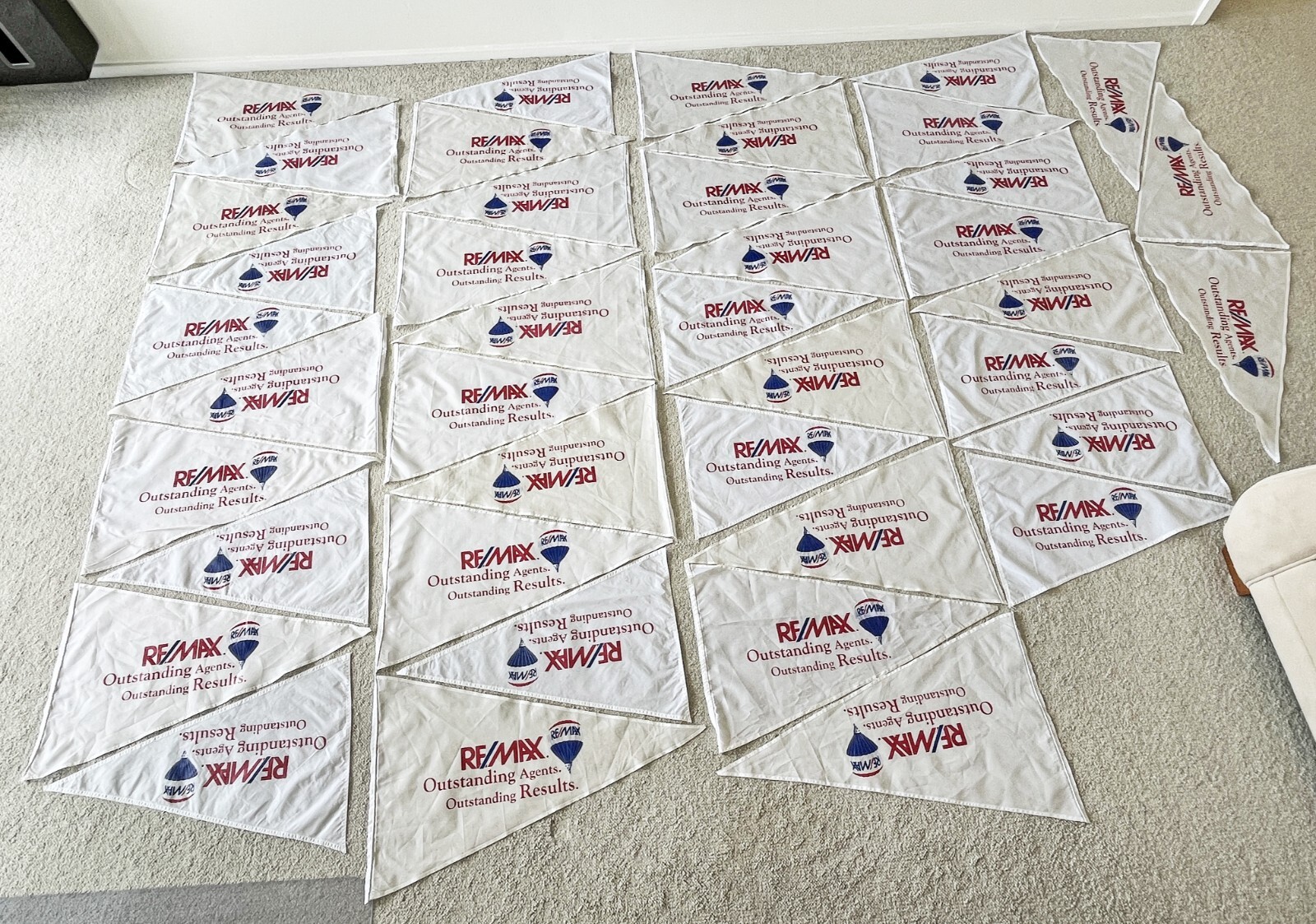 👉 Lot of 41 RE/MAX Real Estate Pennant Flags for PVC Poles + NEW Lapel Pin