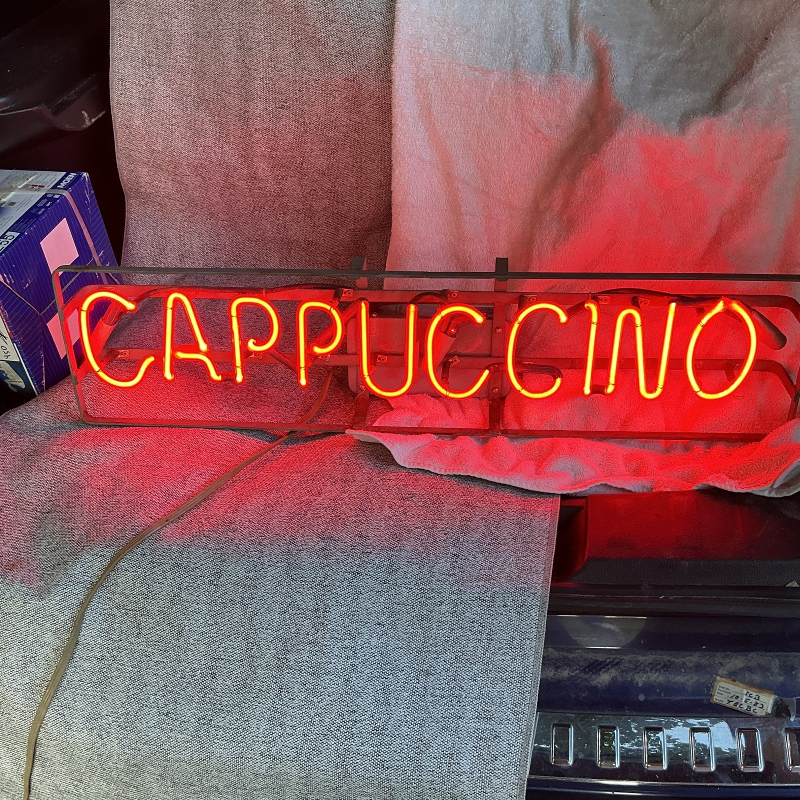 Vintage Red Neon Illuminated « CAPPUCCINO » Retail Sign Lighted Real Neon Sign