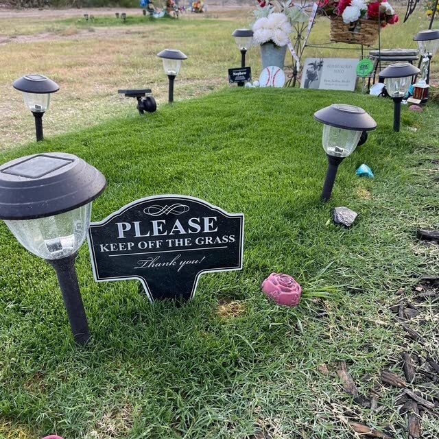10×14 Inch Please Keep Off Grass Sign with Stakes for Yard Lawn Outdoor