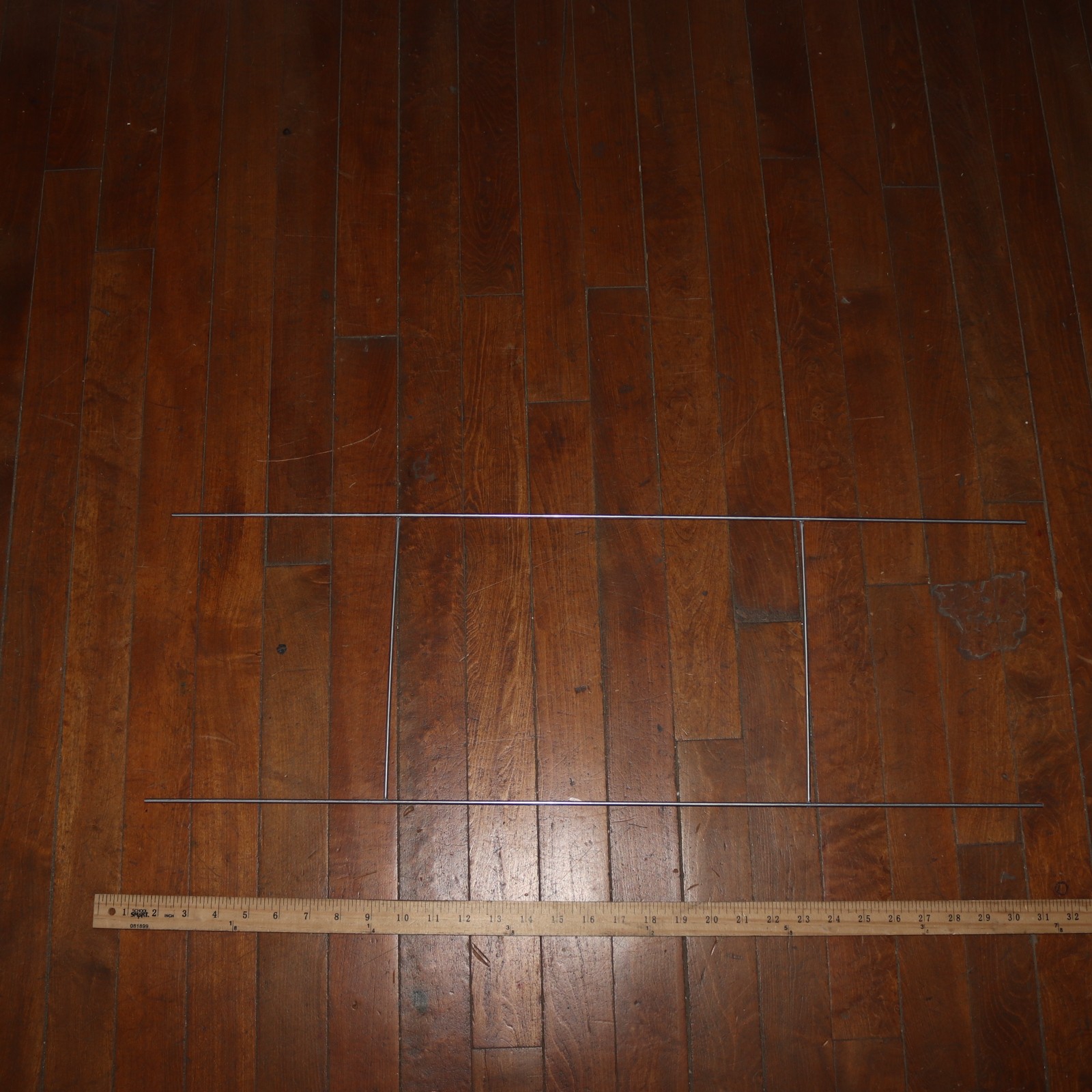 Sturdy H Frame Wire Step Stake Metal Silver 10&Prime; x 30&Prime; for Yard Sign