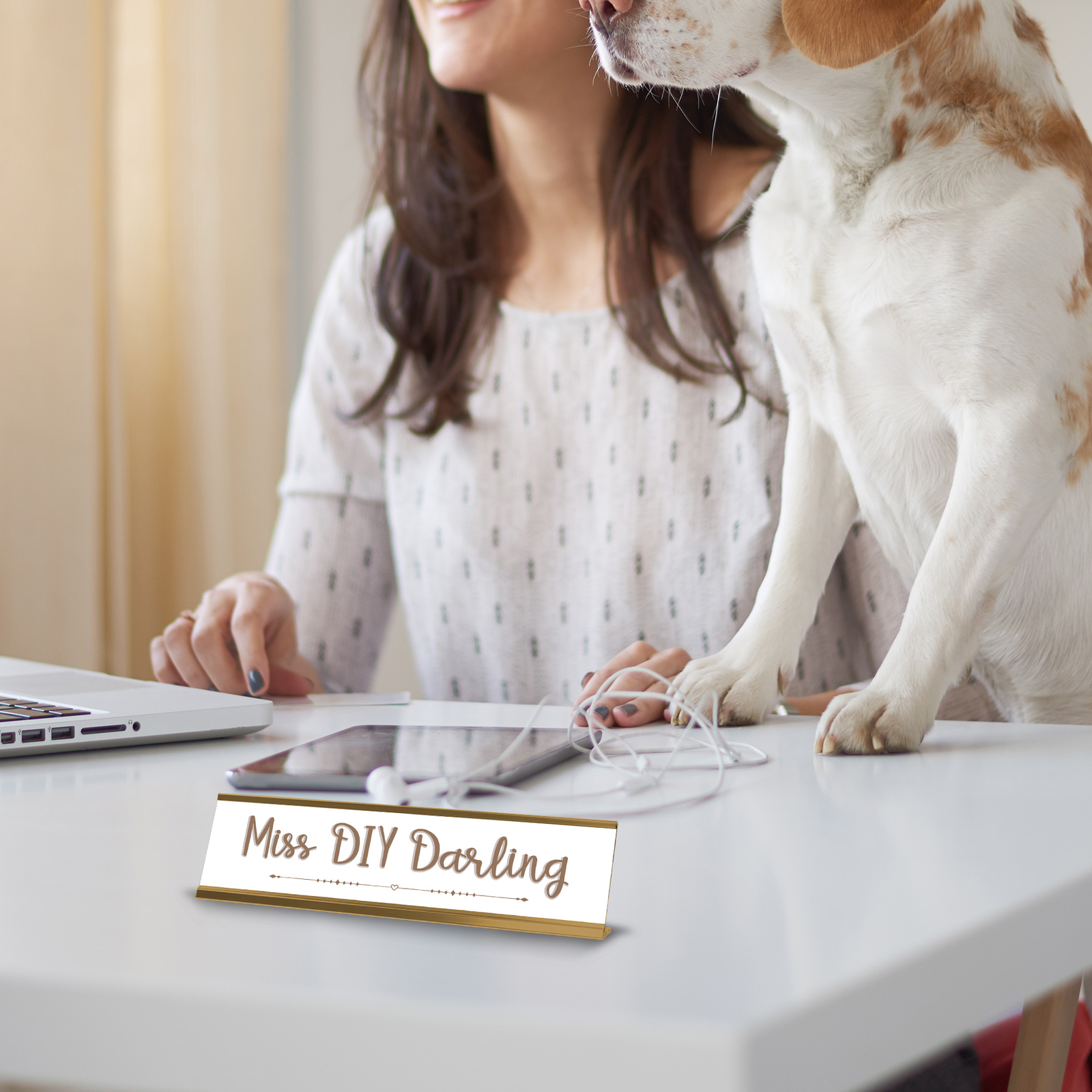 Miss DIY Darling Gold Frame Desk Sign (2×8&Prime;)