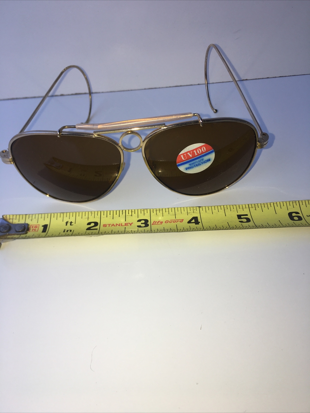 Vintage 1980&rsquo;s Sunglasses GOLD Aviator LOOP HOOK Made In Taiwan 80s Glasses NEW