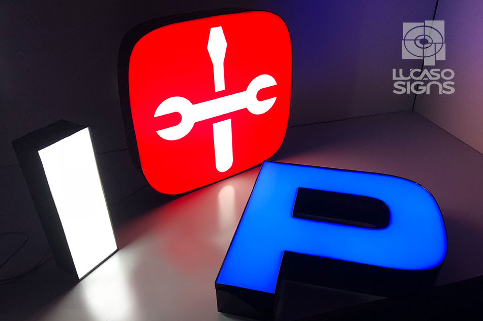 Custom Channel Letters Led Illuminated Sign Business Storefront Outdoor signage