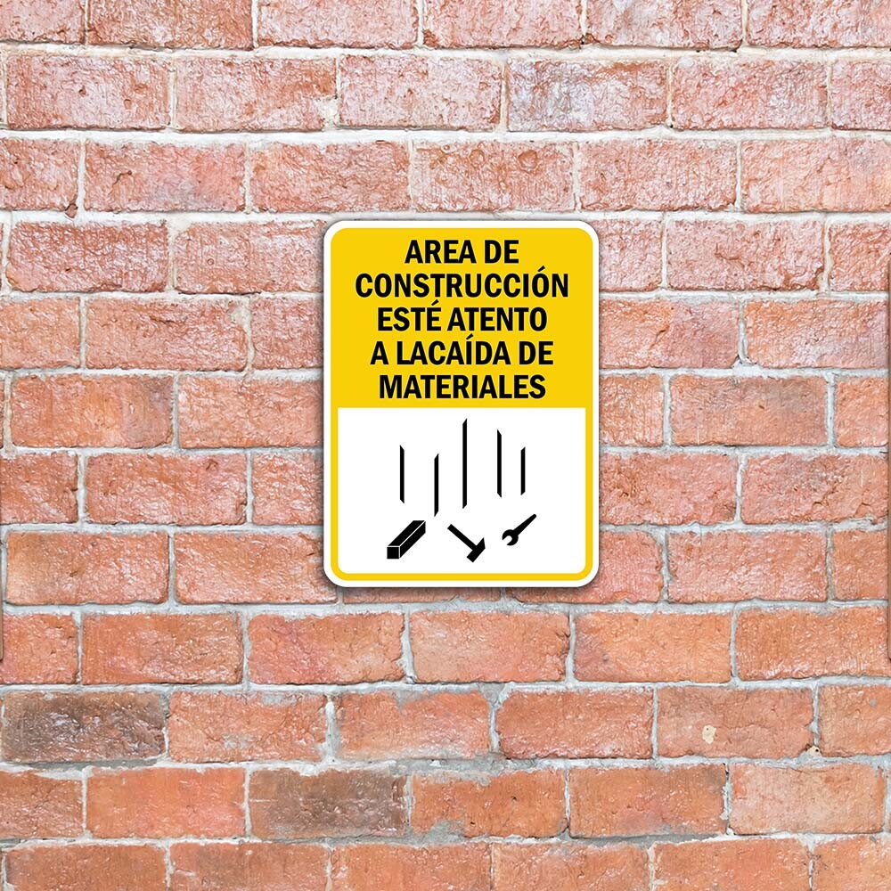 Portrait Round Plus Area de Construcción Esté Atento a LaCaída De Materiales