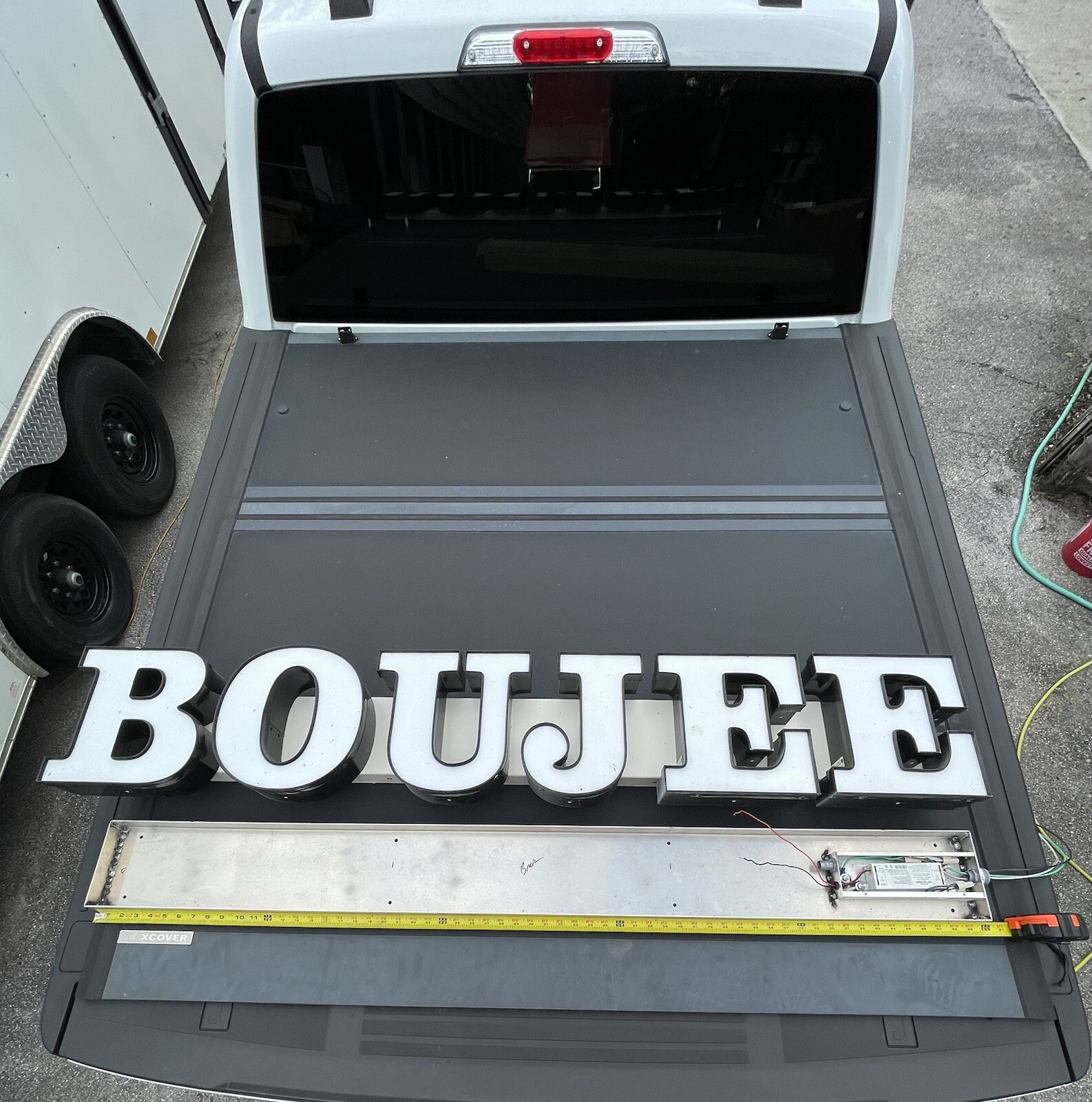 BOUJEE Channel Box LED LIGHTED SIGN Commercial 5&prime; Length X 10&Prime; Height X 6&Prime; Wide