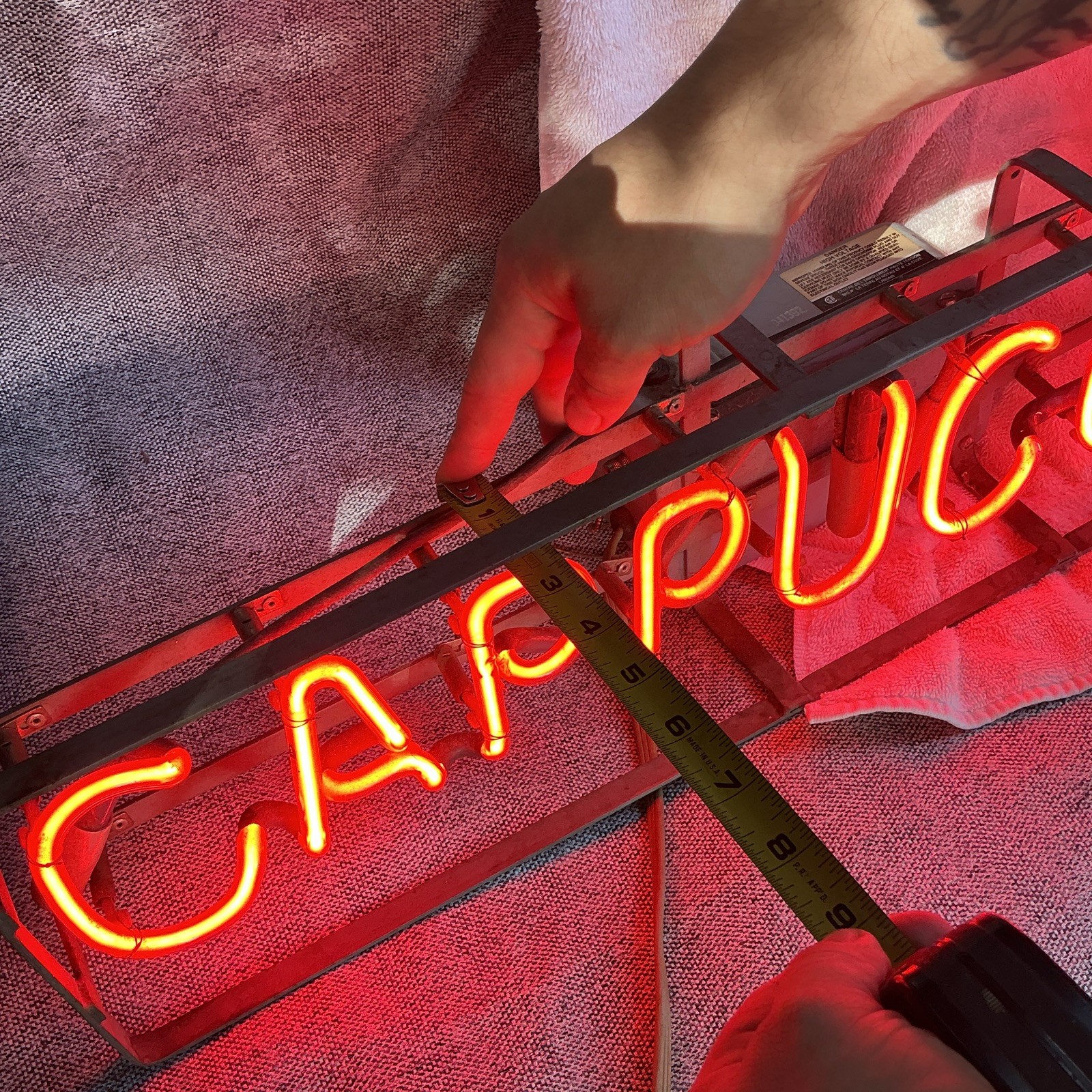 Vintage Red Neon Illuminated « CAPPUCCINO » Retail Sign Lighted Real Neon Sign