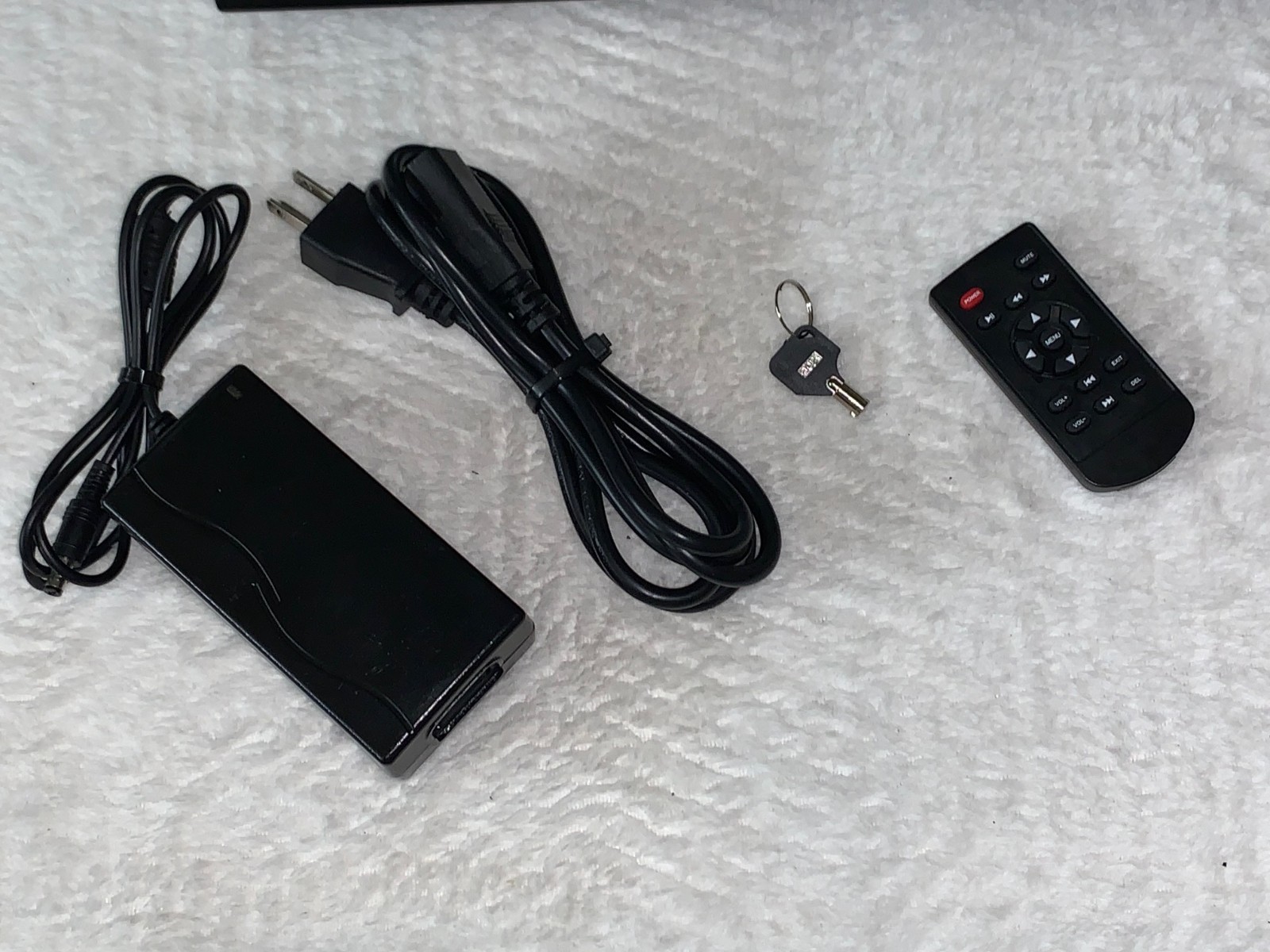 15.6 Touch Interactive LCD Advertising Player Model #: DS-156HDT w/ Pwr & Remote