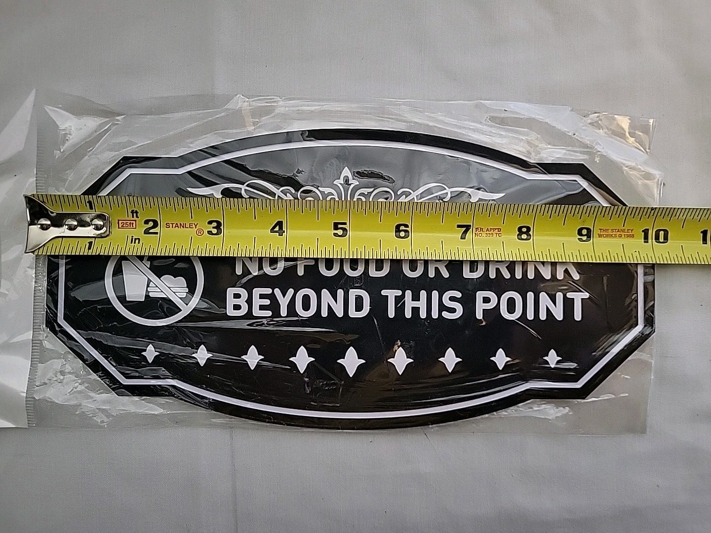 Victorian No Food Or Drink Beyond This Point Sign – Black/White – Large NEW
