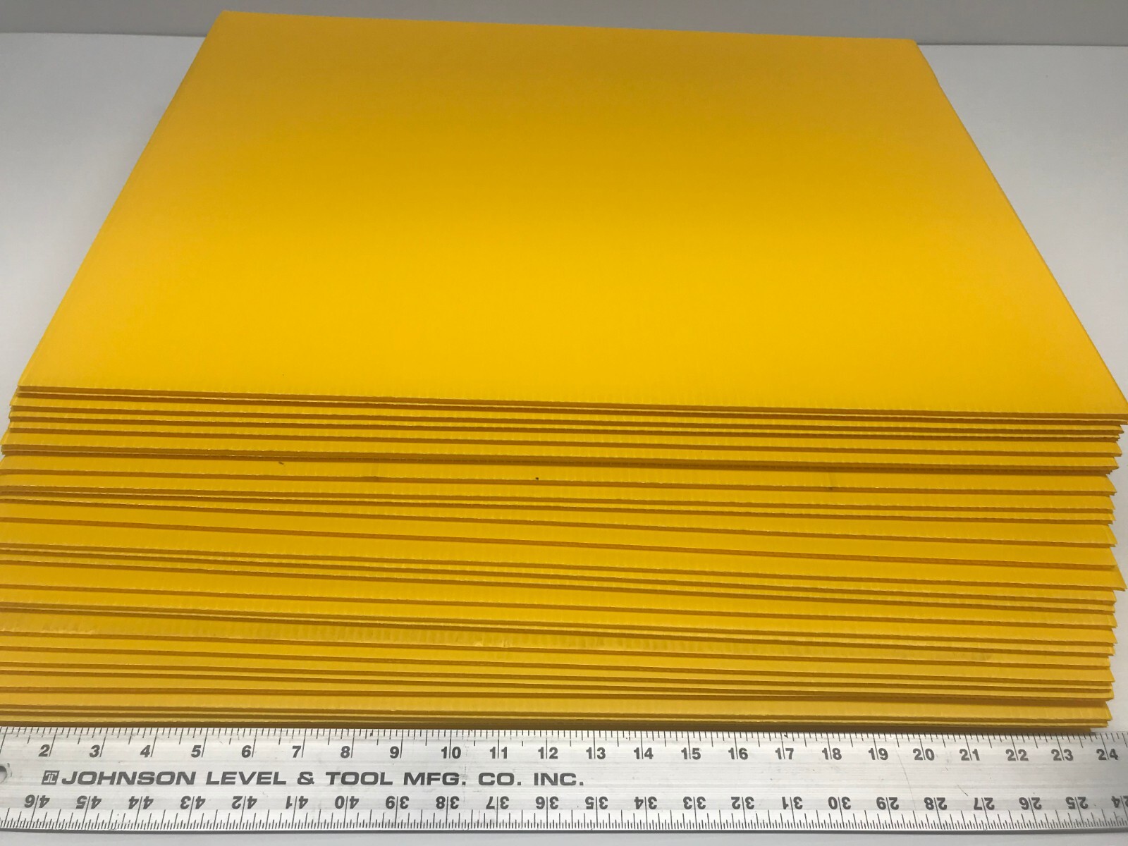 20 Pack Yellow Signs 18&Prime; x 24&Prime; x 4 mm Corrugated Plastic, Write Your Own Message