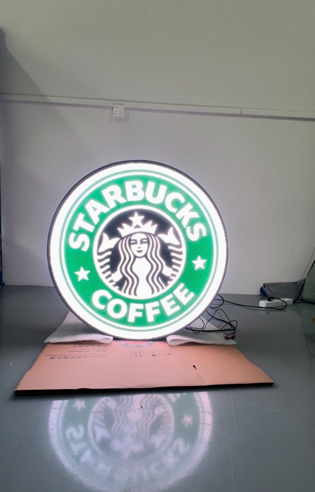 Outdoor Dual Sided Digital Round Circle LED Logo LED Sign Double Sided LED Displ