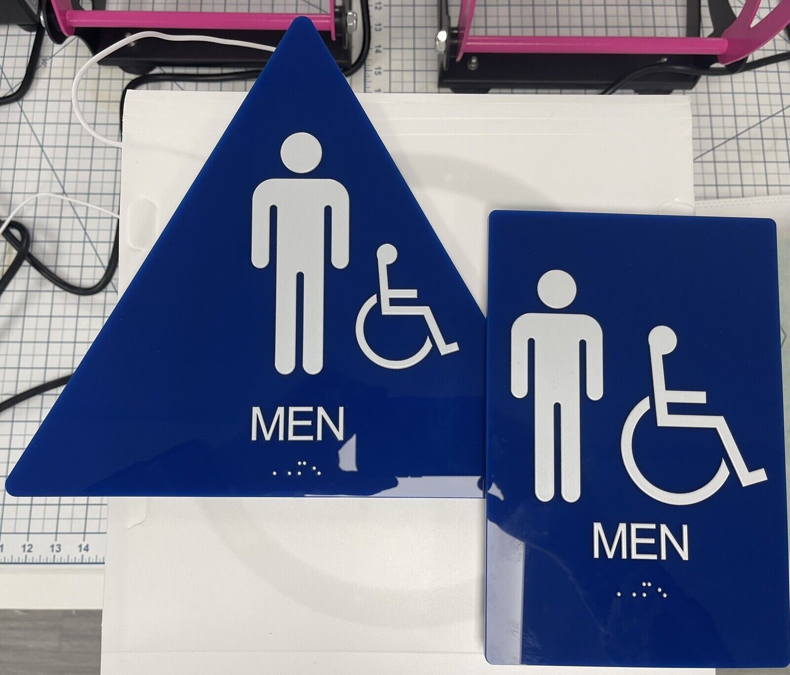 ADA / Braille Compliant Acrylic Restroom Signs, 6&Prime;X9&Prime; », 12&Prime; Round , 11&Prime; Triangle