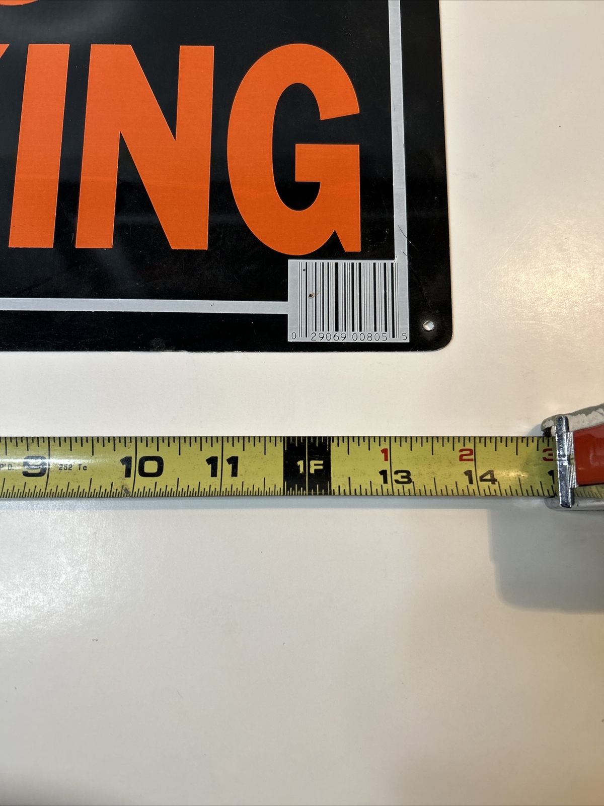 9-1/4&Prime; X 14&Prime; « No Parking » Metal Sign HY-KO 805 MADE IN USA