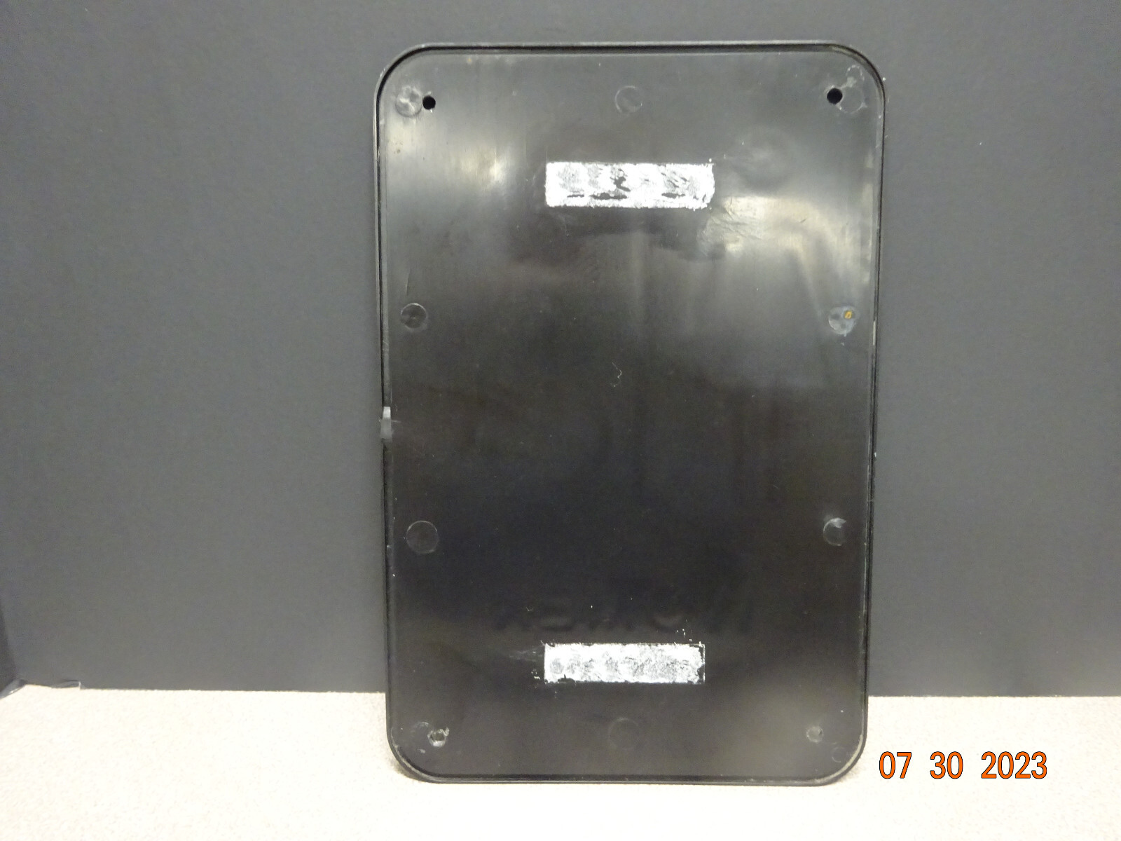 Men & Women Bathroom Individual Signs Handicap & ADA Braille 6&Prime; x 9&Prime; H, Lot of 2