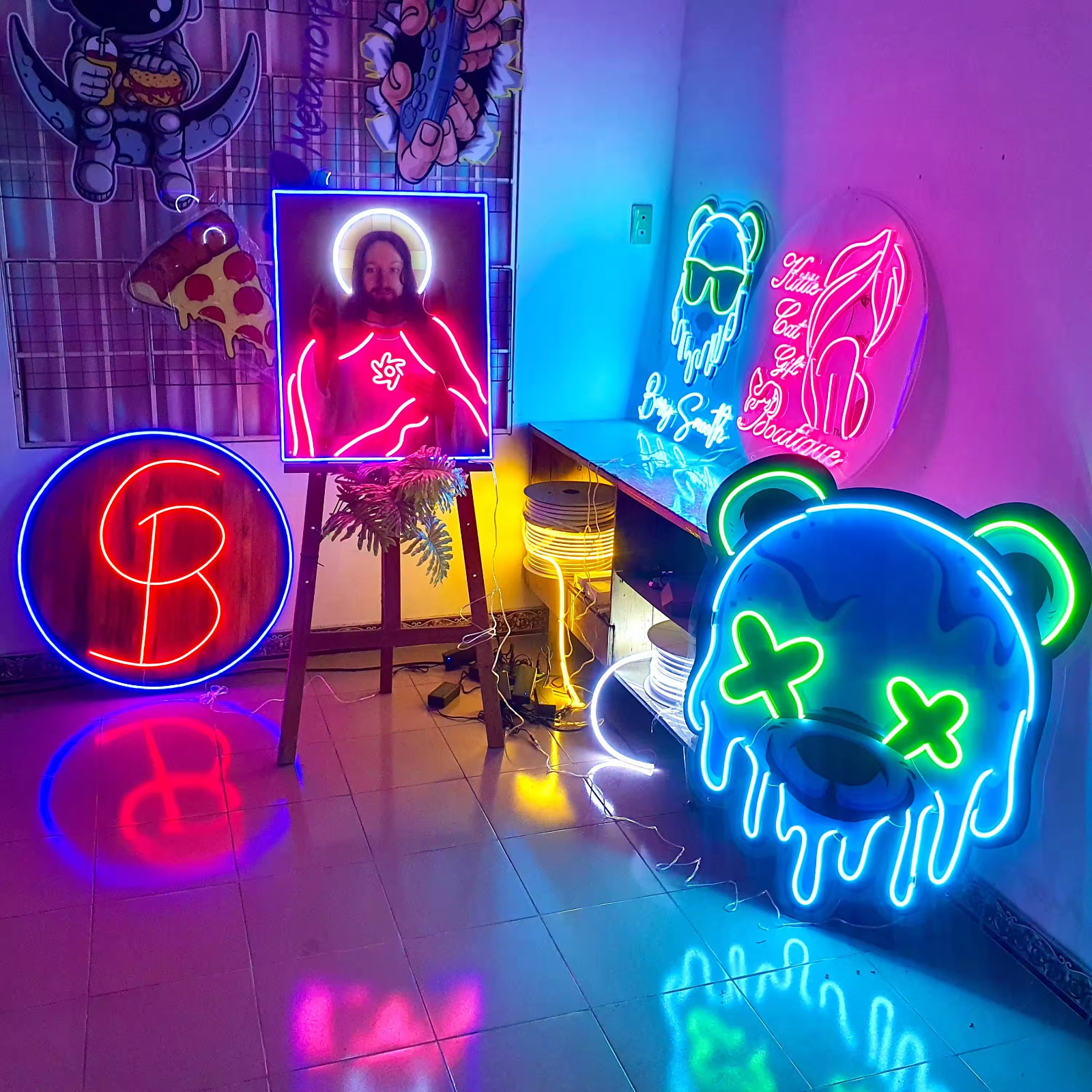 LWA Free Smells 24×5 in. neon LED sign for party decoration
