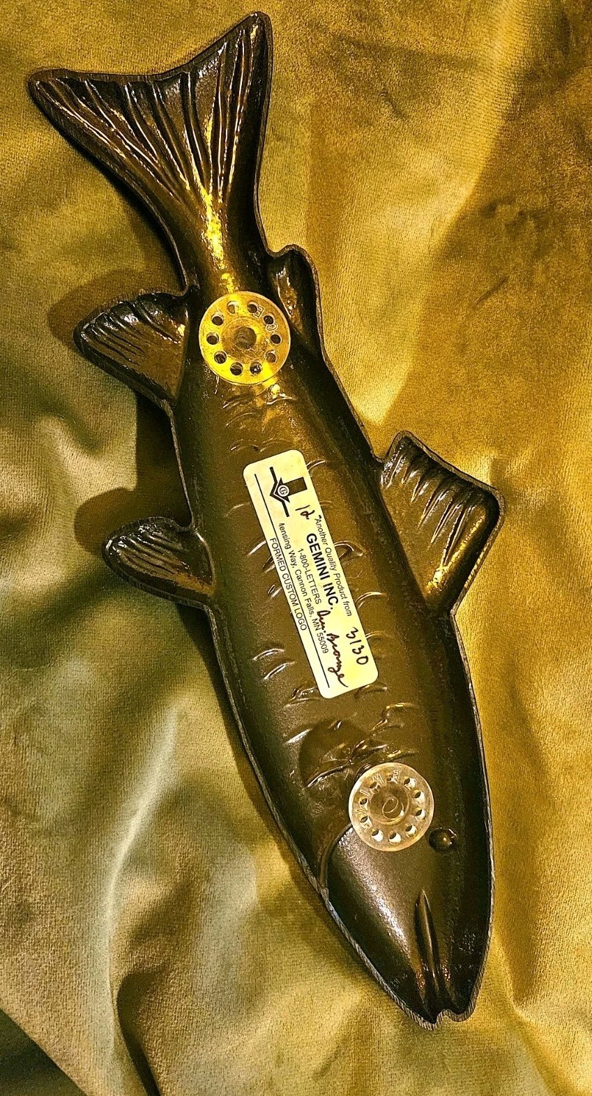 12&Prime; Custom Gemini Inc. Trout Wall Signage