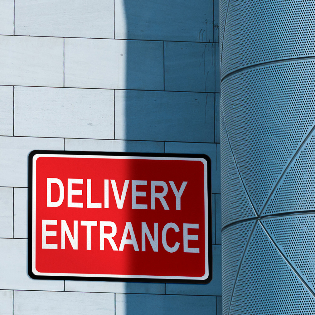 Horizontal Metal Sign Delivery Entrance Weatherproof Street Signage