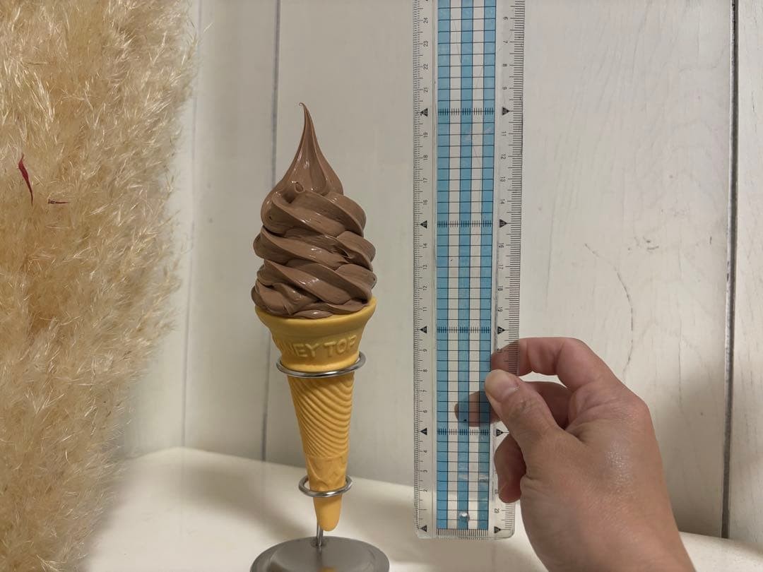 Soft serve ice cream food samples: Vanilla, Mixed, Chocolate ⚠️ Stand not in