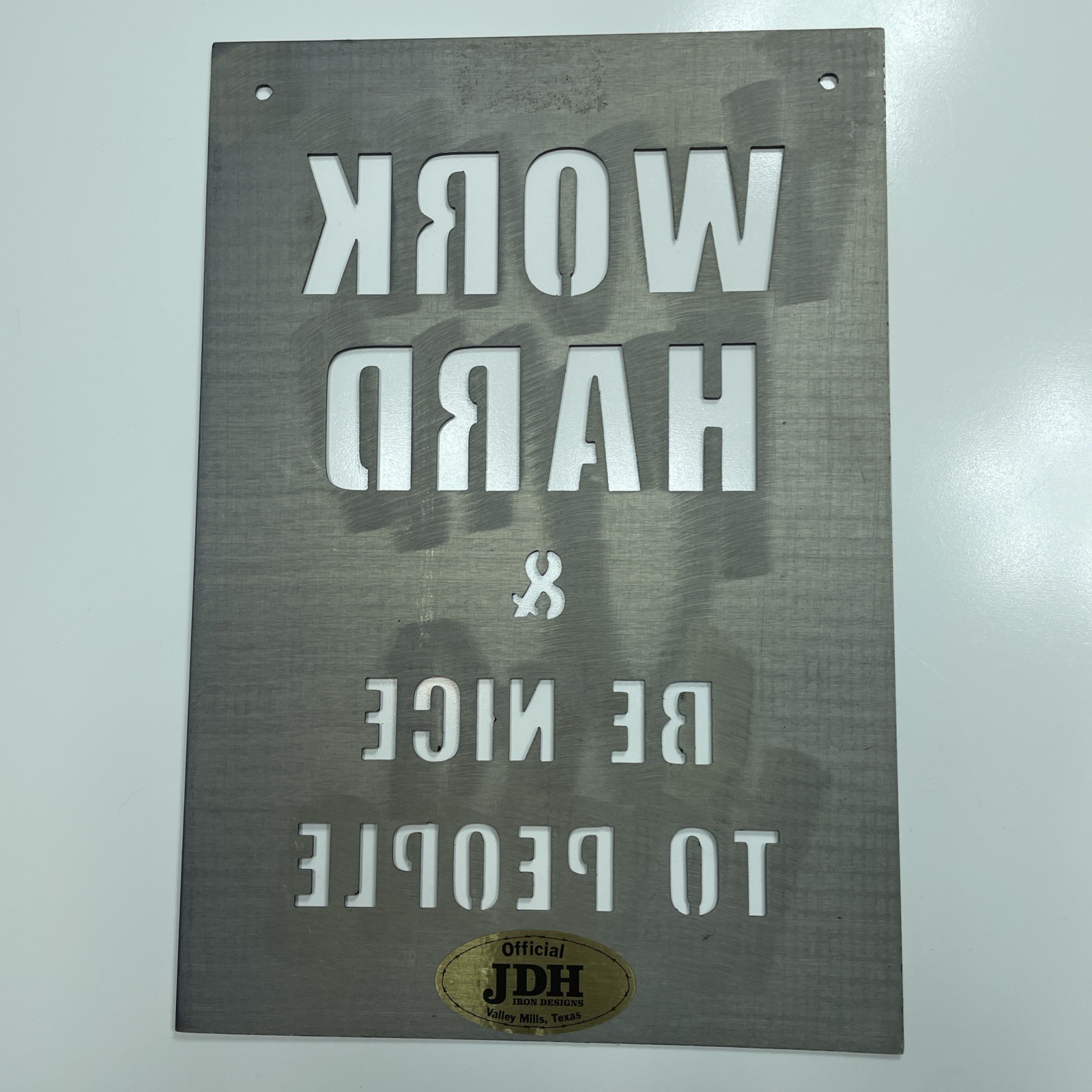 JDH Iron Designs Wall Sign « Work Hard and Be Nice To People » 13 X 9 In Steel USA