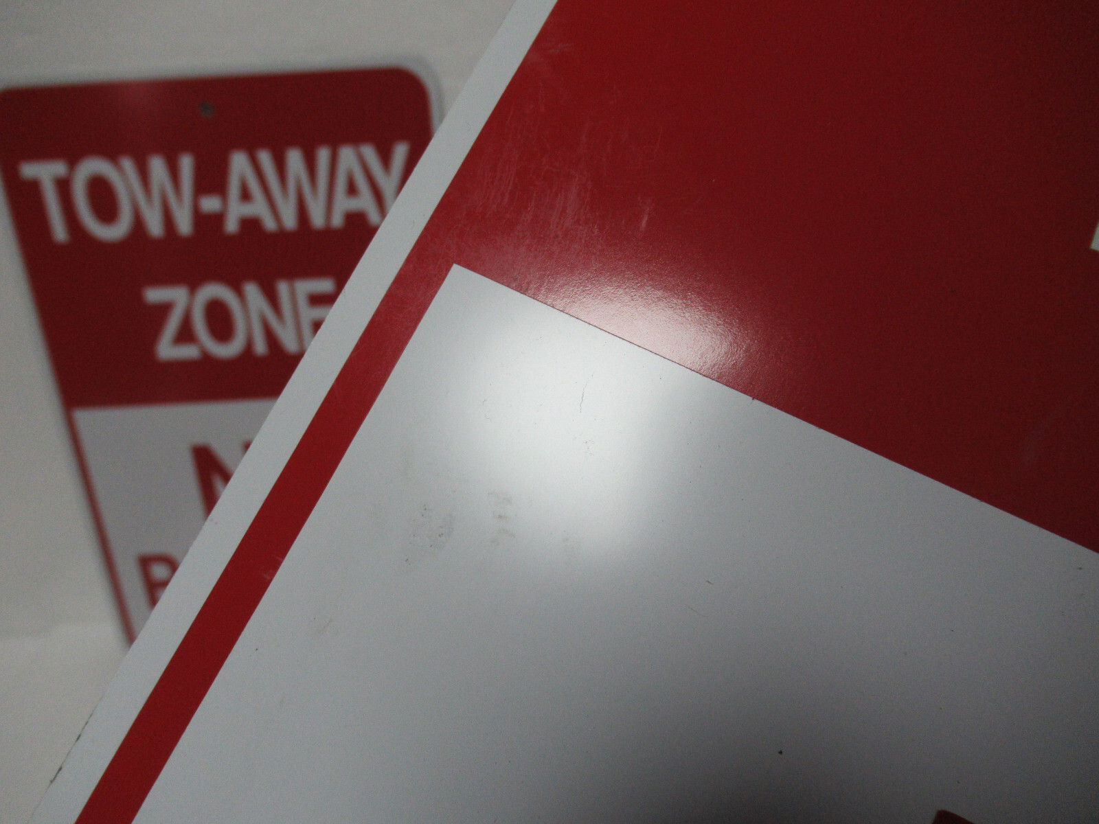 4-pack 12&Prime;x18&Prime; inch TOW AWAY ZONE NO PARKING Aluminum Sign Heavy Gauge 3mm Thick
