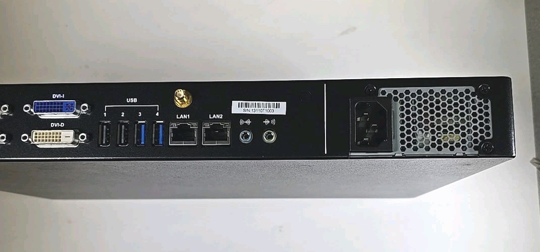 iBase SI-64 Digital Signage Player i7-Quad, 128GB SSD, 8GB RAM, 4-DVI Ports