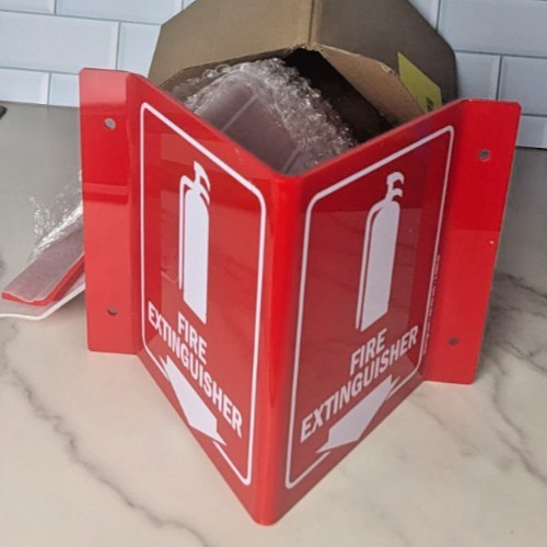 (4-Pack) Fire Extinguisher Projecting Sign with Down Arrow – 5&Prime; x 6&Prime;, Two-Sid…