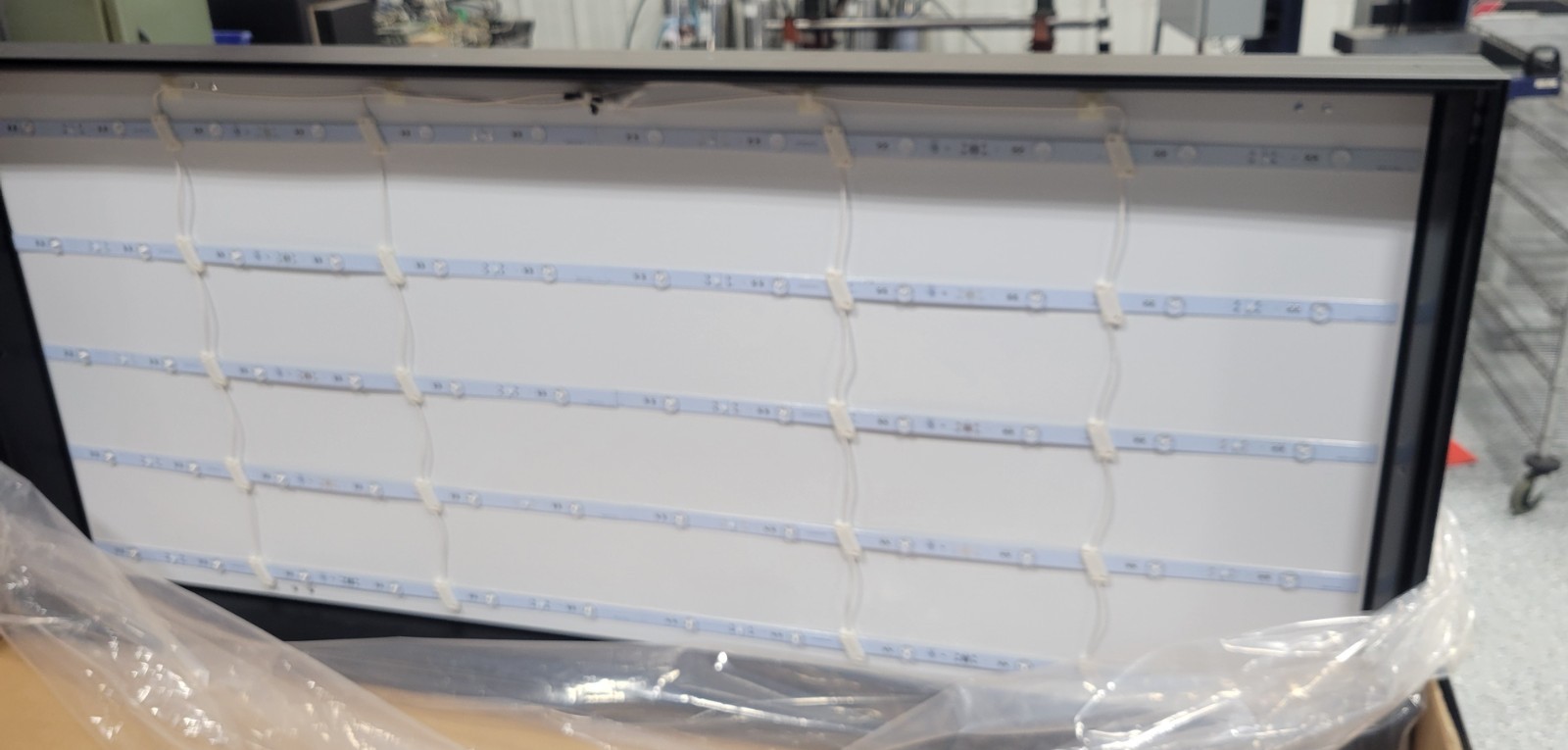 8&rsquo;6&Prime; x 26&Prime; LED FABRIC GRAPHIC BOX (2 PCS) FOR ILLUMINATED DISPLAY