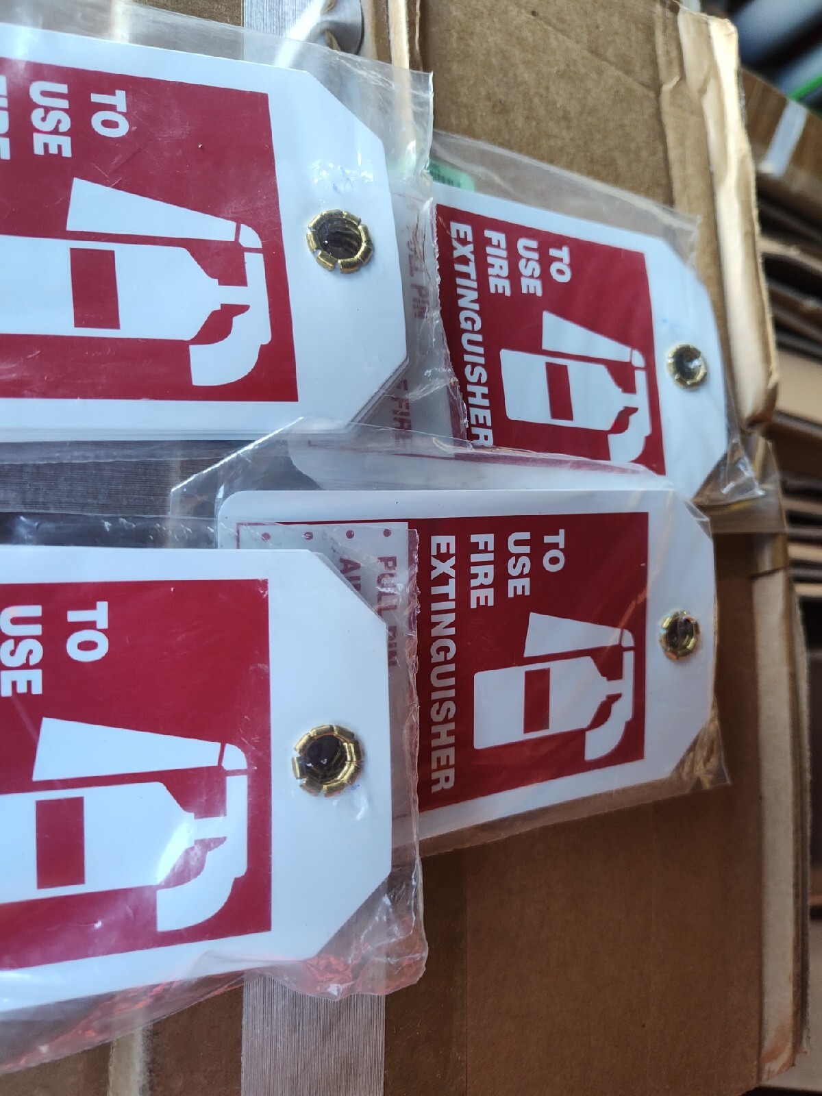 Accuform Trs218ptp Fire Extinguisher Tag,5-3/4X3-1/4 In,Plastic,20/Pk