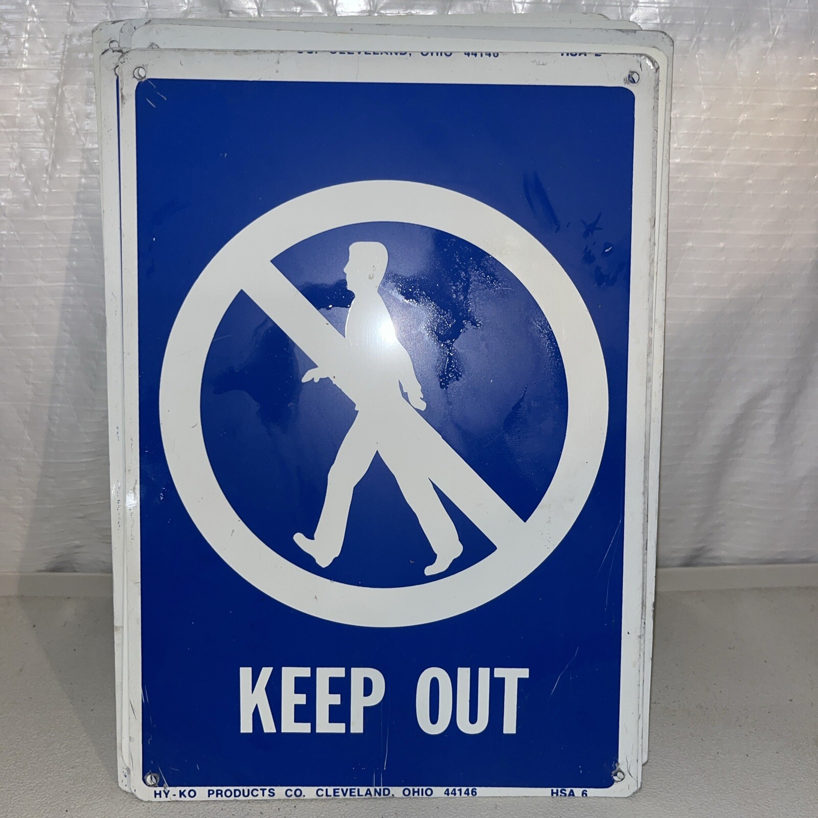 Lot Of 17 Hy-Ko 7” X 10” HS-6 “Keep Out” Metal Signs New Bulk Stock