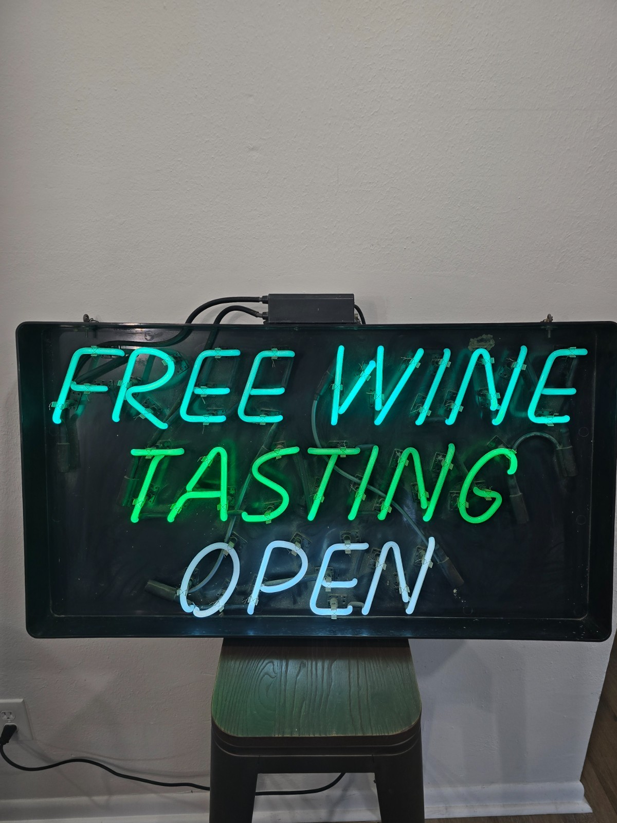 Neonex Millennium Me-120 Series, Free Wine Tasting Open Sign, TESTED, #006