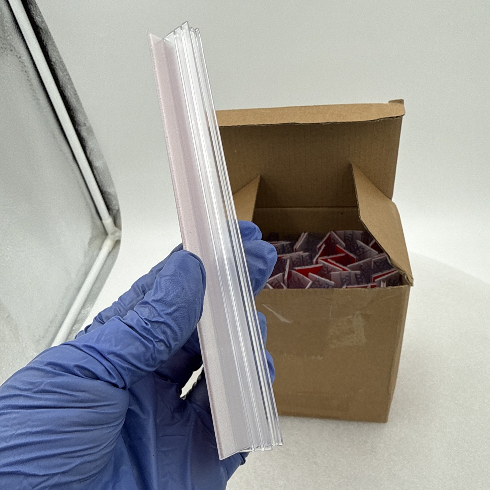 50 Pcs 1&Prime;x6&Prime; Sign Holder Adhesive Base Multiple Uses for Counters, Warehouses