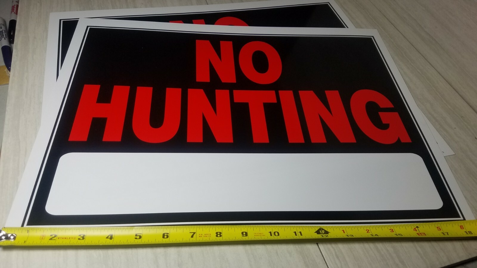 Qty of 2 Signs NO HUNTING and fill in 15&Prime; x 19&Prime; Plastic Sign