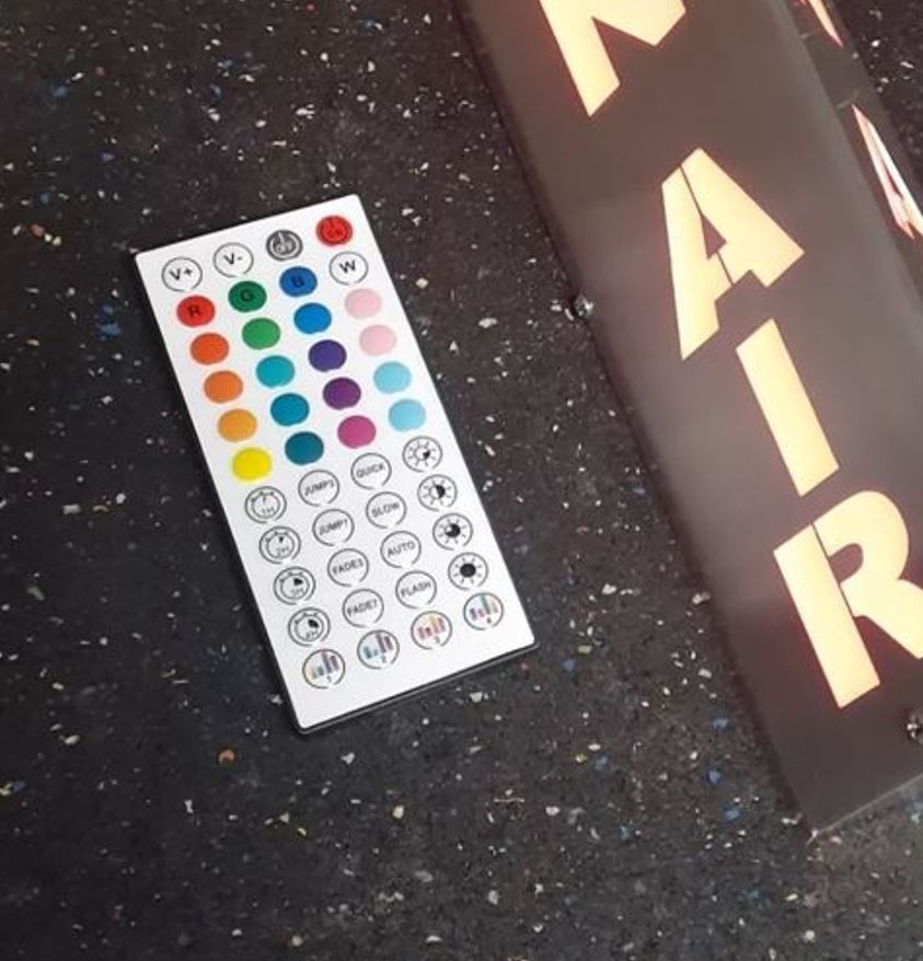 Lighted Sign « ON AIR » Aluminum 120V w/ Remote & Bluetooth. 18 inch