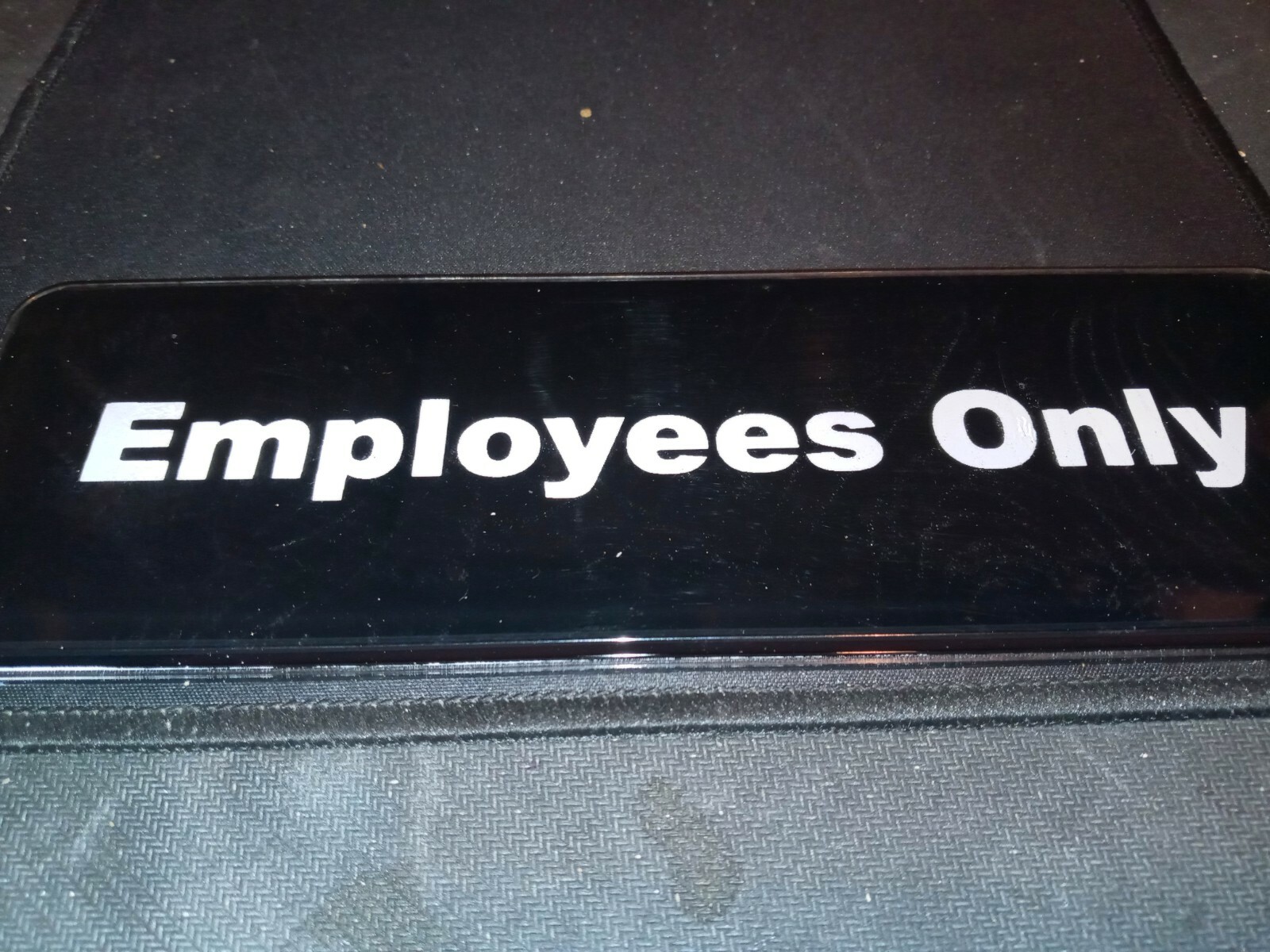 EMPLOYEES ONLY Sign – Black (Large) 3 x 9&Prime; 1 DOZEN PER PACK