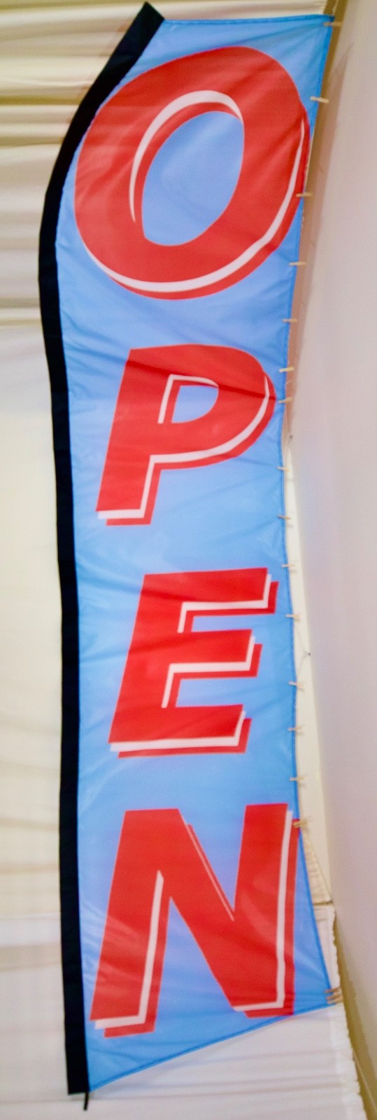 Extra Large Promotional Banner, Convex Bow Flag, Bow outward along the Tap Edge