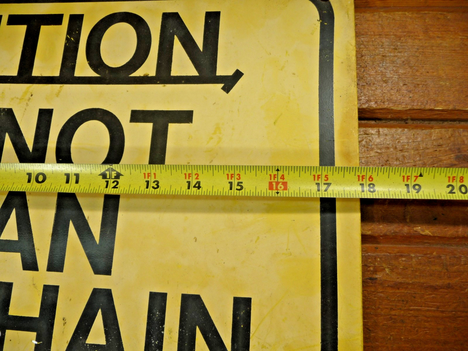 4 Vintage Caution Do Not Lean On Chain Metal Sign Yellow & Black Lot of 4