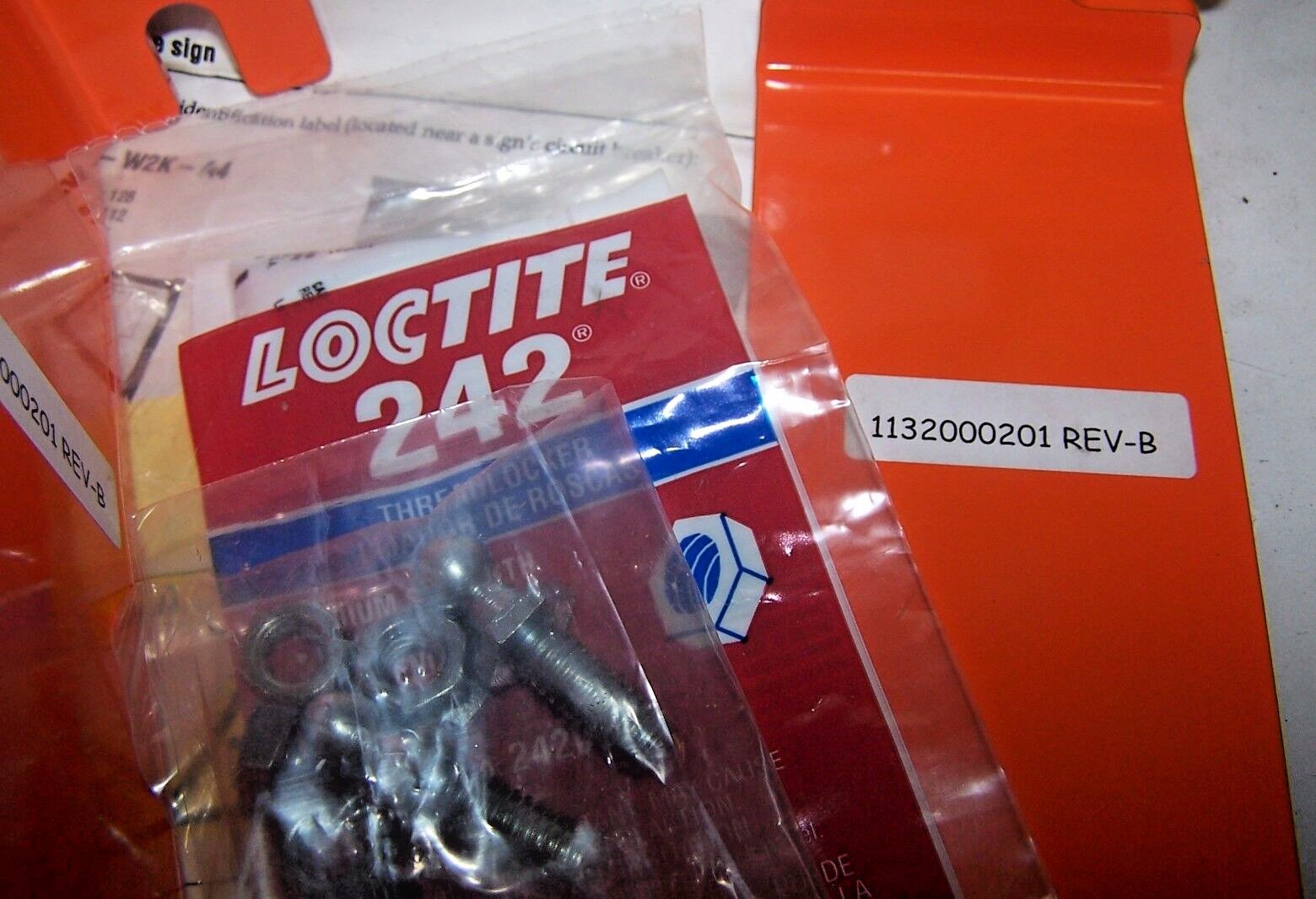 NEW ADAPTIVE MICRO SYSTEMS SIGN BRACKET ALPHAVISION PC SAFETY MOUNT 11326-00501