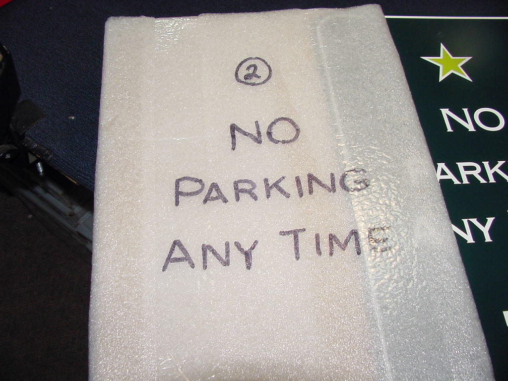 Lot of Four (4) Customer Parking Signs, 30 Minute and No Parking 12 In X 18 In.