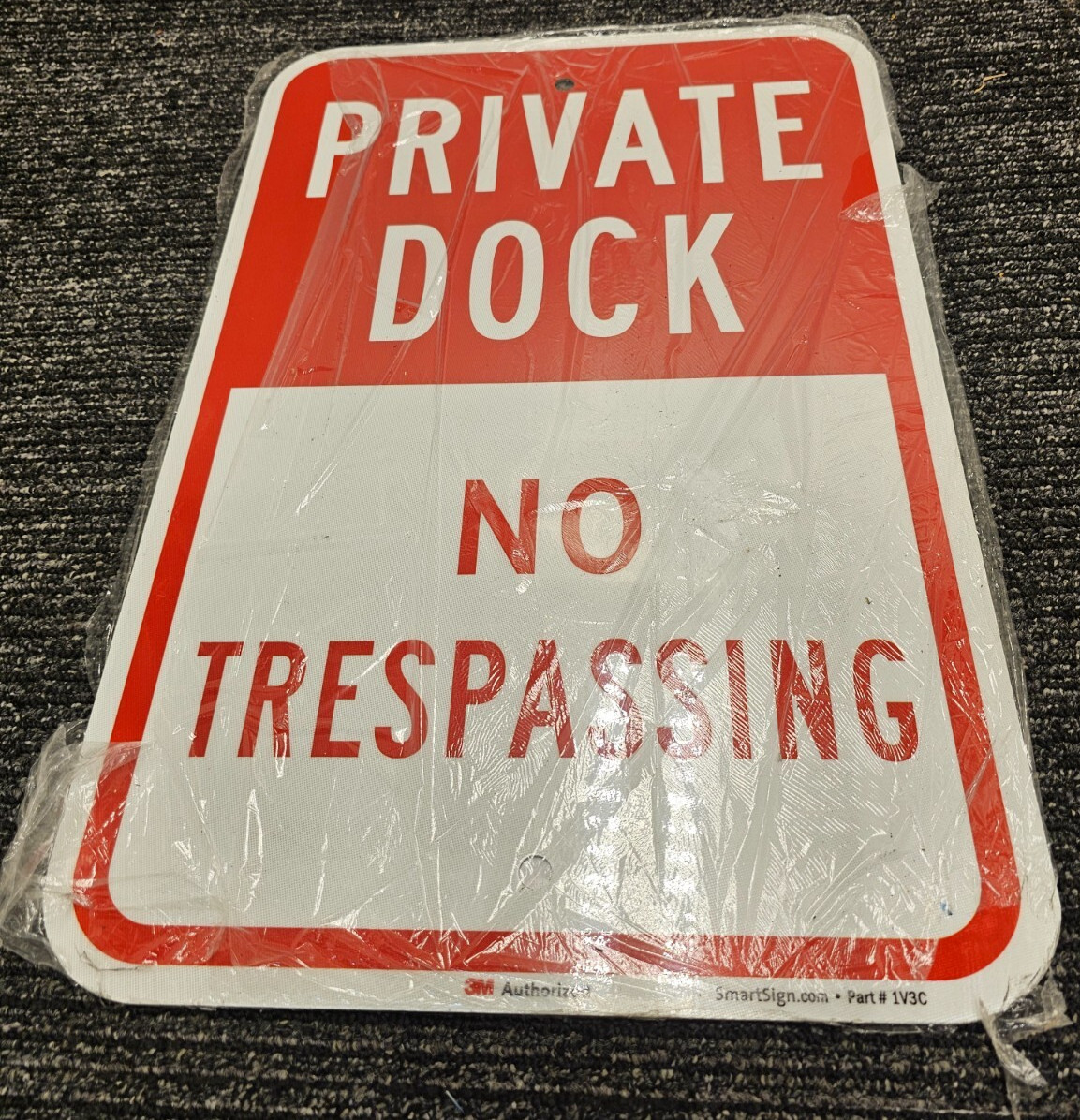 Smart Sign 1V3C « Private Dock – No Trespassing » Sign | 12&Prime; x 18&Prime; 3M Reflective