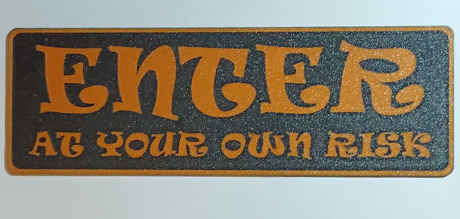 3&Prime;X9&Prime; Plastic « ENTER » Sign Black & Orangew/Adhesive Strips, Great For Halloween.