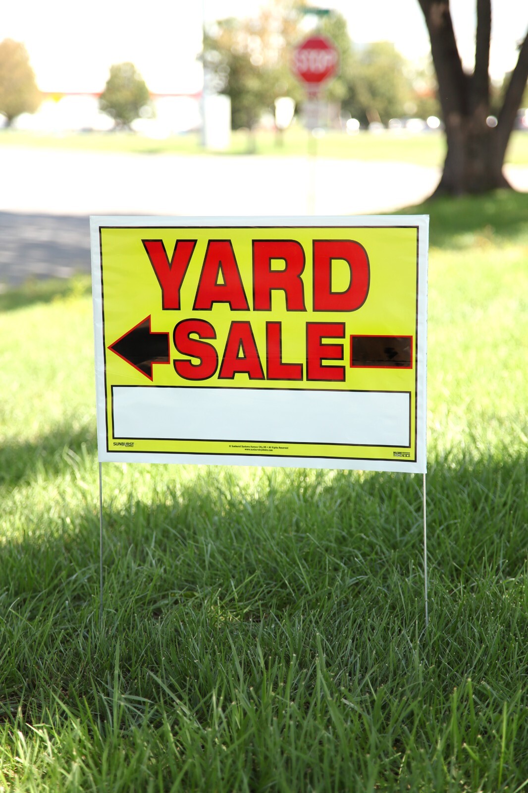 Yard Sale Sign W/ Stake, 22&Prime; x 32&Prime; Fully Assembled with Metal Stake, 10 pack