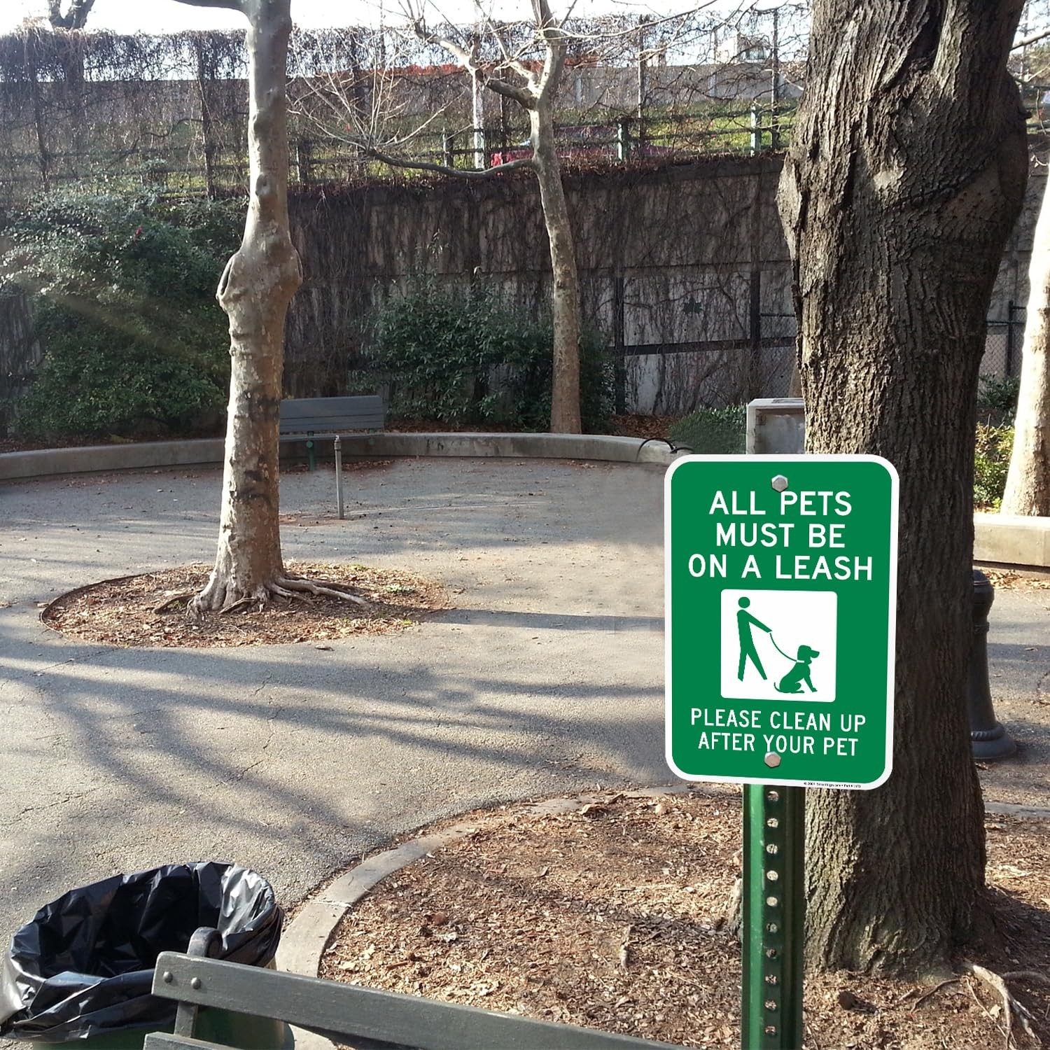 12×18 inch All Pets Must be on a Leash Sign Aluminum for Parks Property