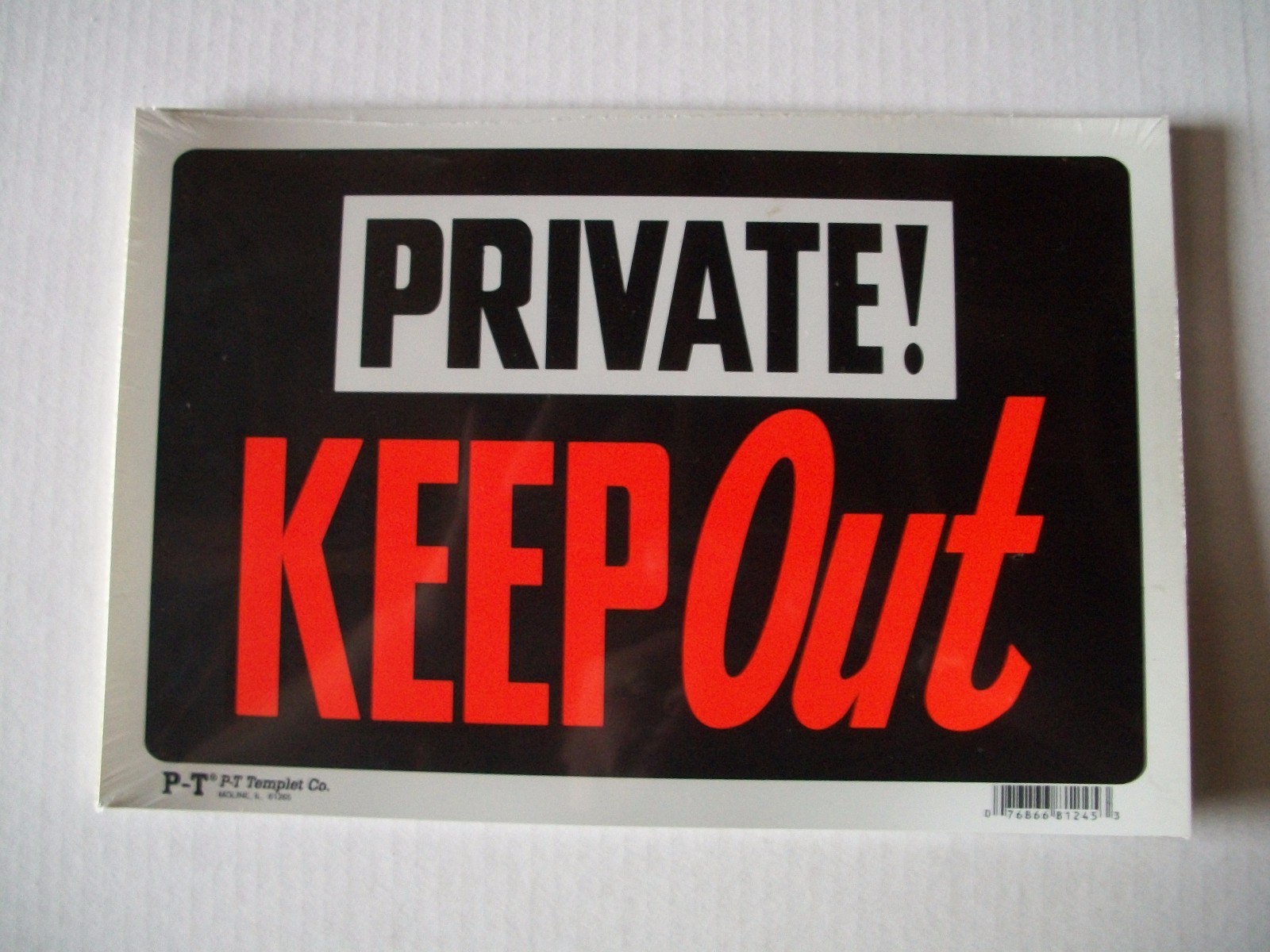 12 Pack Red & White 8×12 Inch Flexible Plastic « Private KEEP Out » Sign&rsquo;s