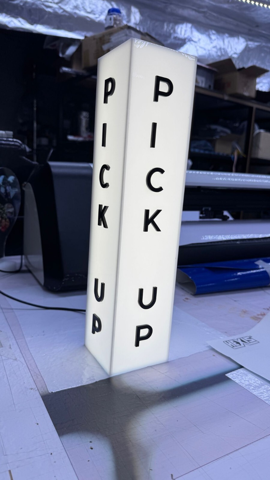 Acrylic , metal Sign, Round sign, Sign box, Light box, Wall Sign, Decorations.